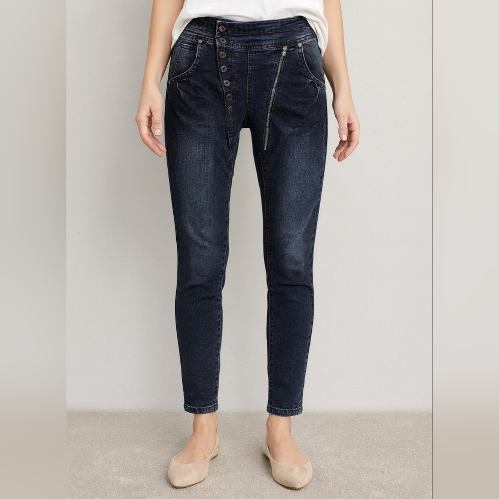 Women's Jeans